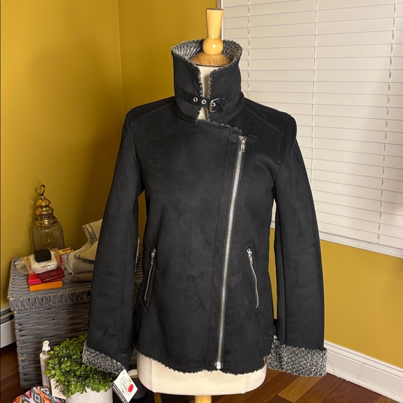 Boho Black Faux Suede Bomber Jacket NWT - Picture 3 of 9